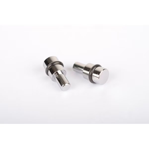 316 in 5 mm Glass Shelf Pin  Chrome, Black, Richelieu, Mfr#: CP58405140