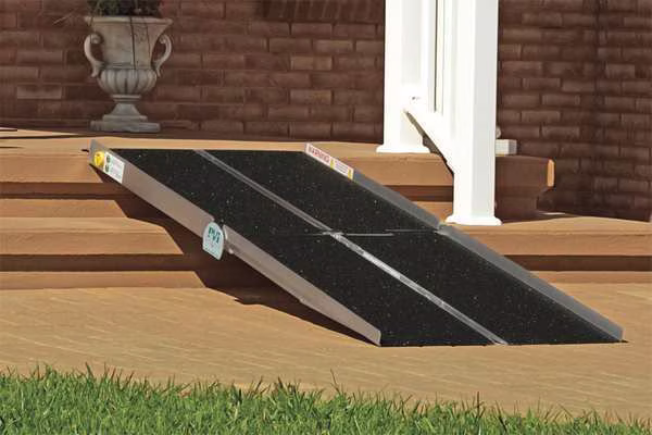 Walk Ramp, 800 lb., 5 ft. L x 30 in. H, EnjoyTool Select, Mfr#: WCR530
