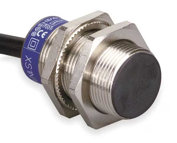 Proximity Sensor, Inductive, 10mm, PNP, NO, Telemecanique Sensors, Mfr#: XS1N18PA349